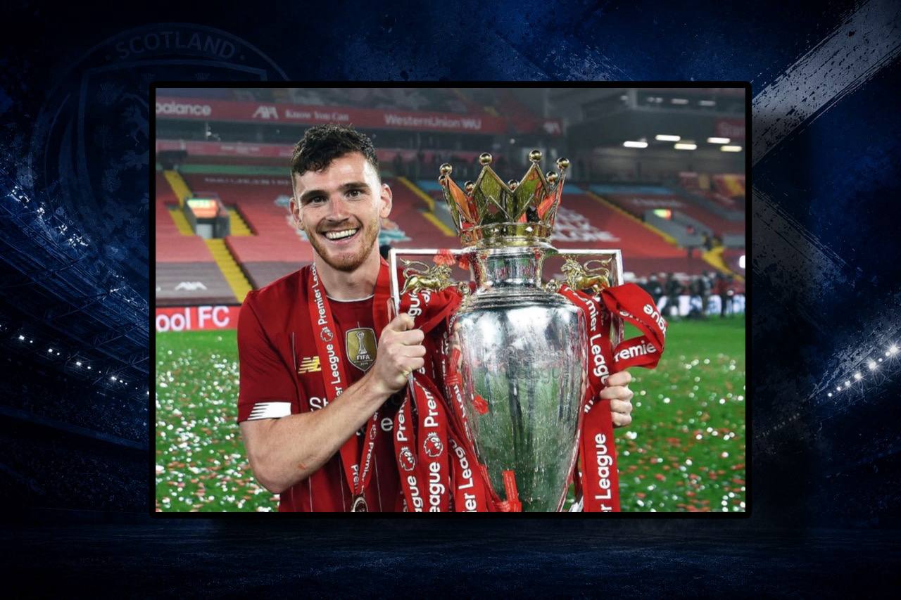 Foto de Andy Rrobertson com a camisa do liverpool