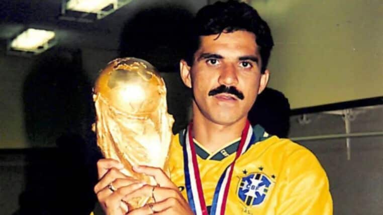 Exclusiva: Como é jogar uma Copa do Mundo? Ex-jogadores revelam os bastidores do maior torneio do planeta
