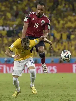 foto da entrada de zuniga em neymar