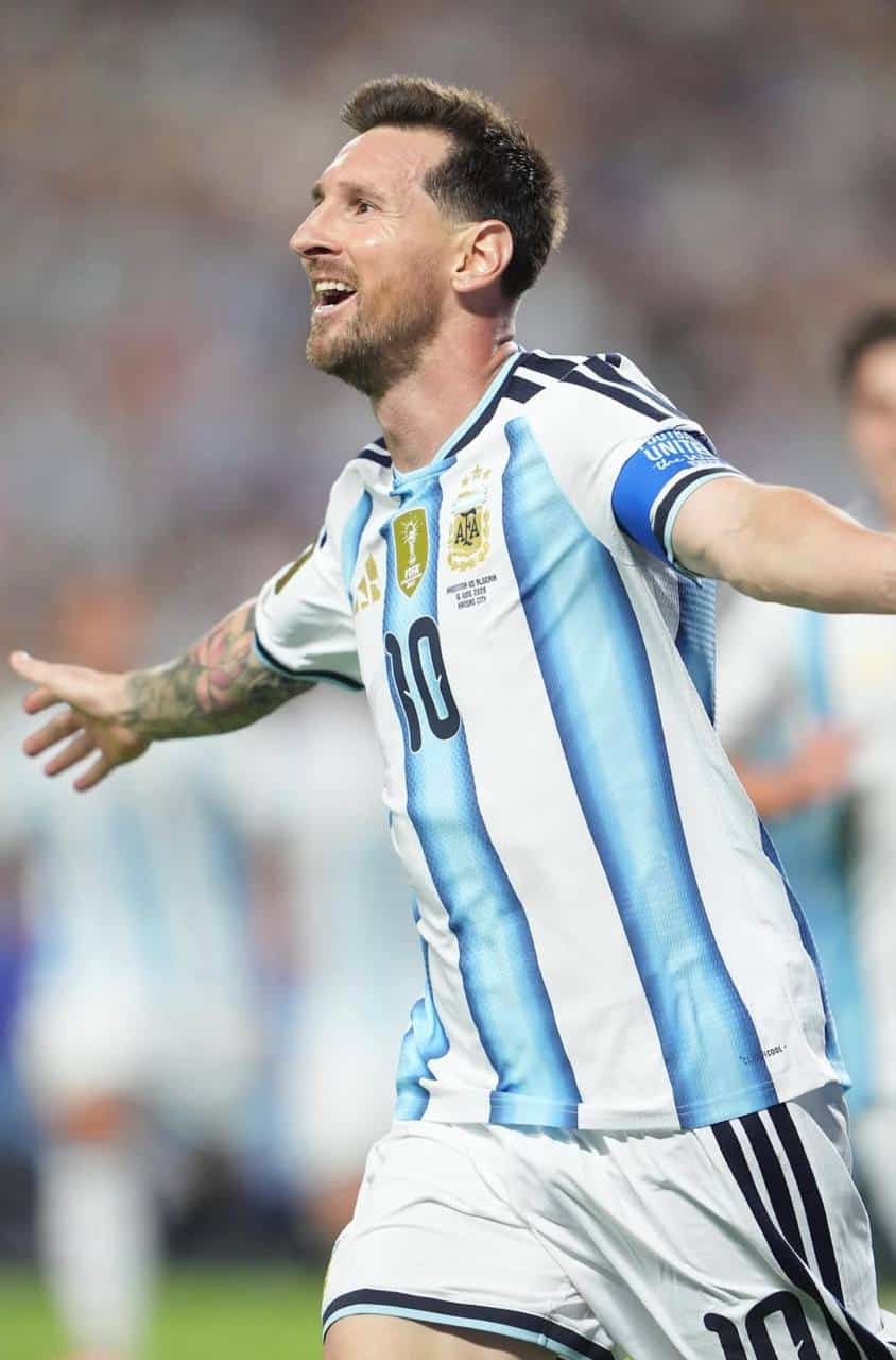 foto de lionel messi com a camisa argentina