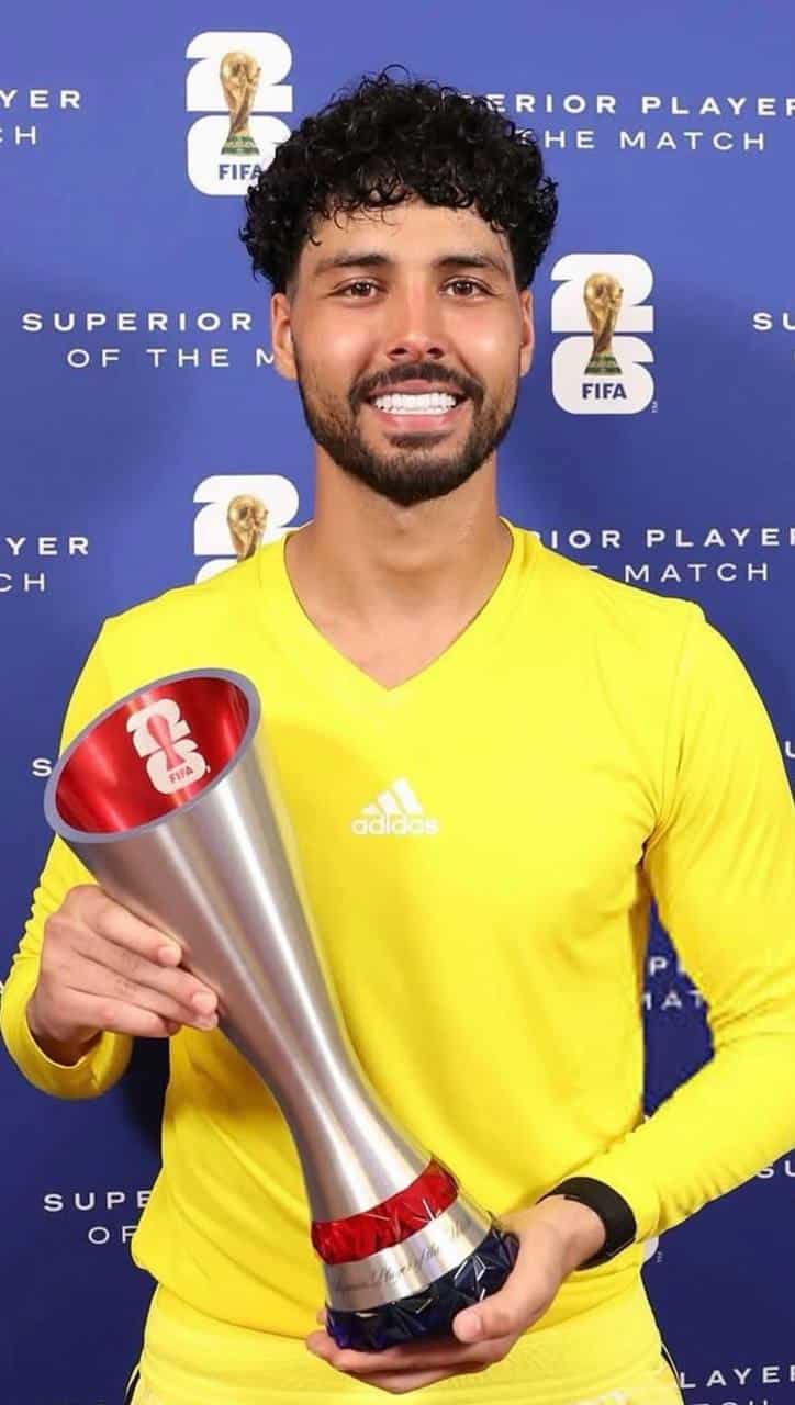 foto de Mahmoud Abunada, goleiro do catar