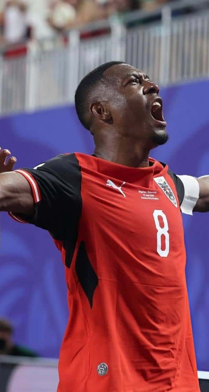 foto de david alaba pela áustria