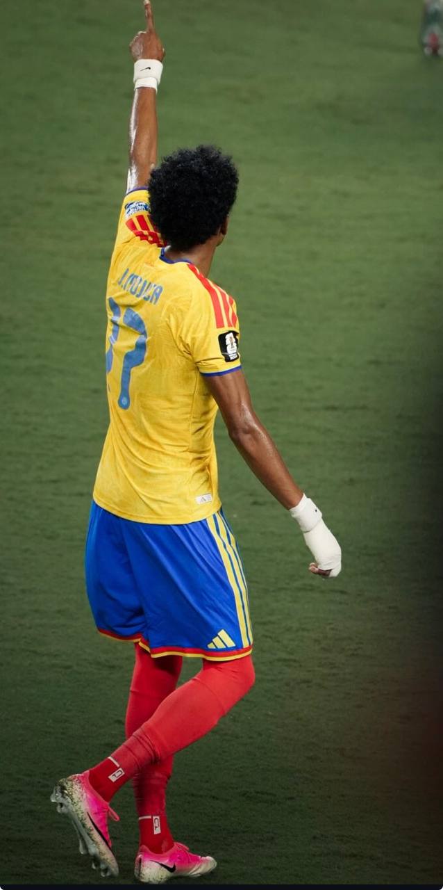 foto de johan mojica pela colombia