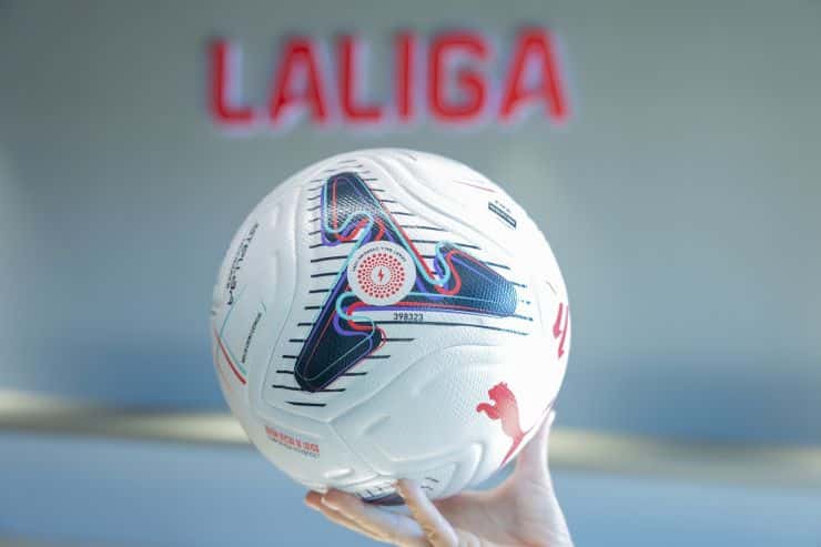 foto d abola de la liga
