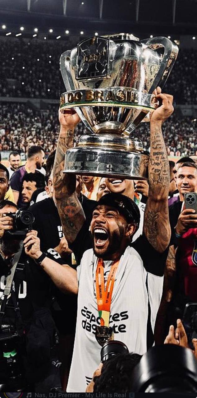 foto de memphis campeão da copa do brasil